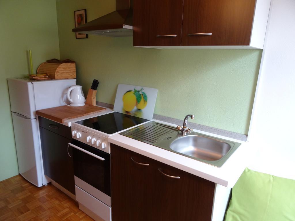 Apartments & Rooms Smucka Кранська Гора Номер фото